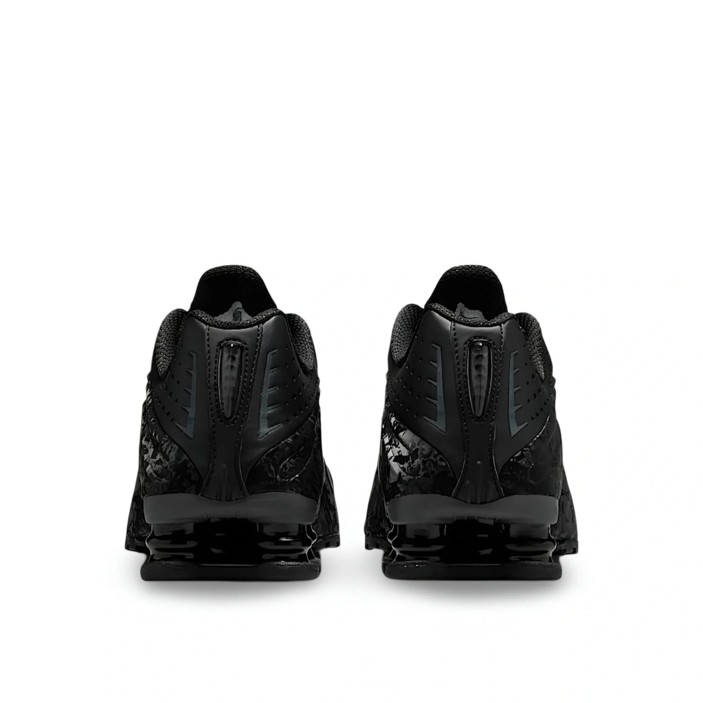 Nike Shox R4 “Black Smoke”
