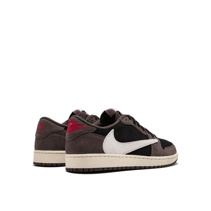 JORDAN 1 RETRO LOW OG SP TRAVIS SCOTT